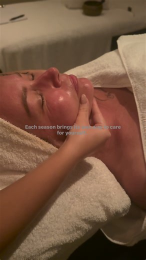 As the days grow warmer, it’s about slowing down - even when life feels like it’s speeding up. Sometimes self-care looks like a long massage. Other times, it’s just taking five slow breaths before your day begins. Start with something simple, like a relaxation massage. 🍃 How will you pause today and let your body rest? #deepbluebathhousedayspa #deepbluemoments #findyourcalm #relaxationmassage | Deep Blue Bath House & Day Spa