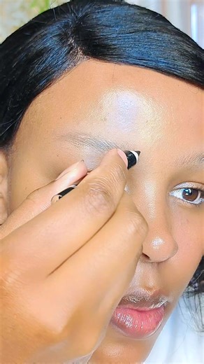 Top Makeup Tips for Flawless Eyebrows