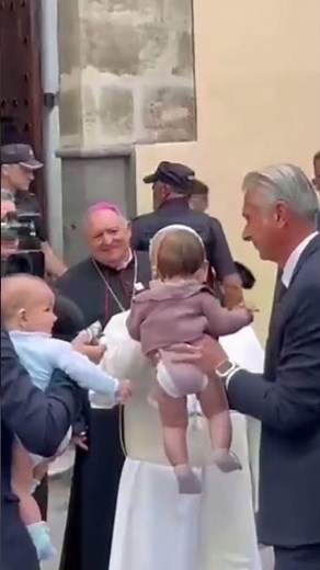 A Beautiful Moment: Pope Leo XIV Blesses a Baby! 🥺❤️ #shorts