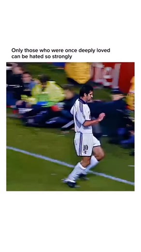 Jassi🧿 | Bro chose money over loyalty 💀 Luis Figo is a retired Portuguese footballer widely regarded as one of the greatest wingers of his... | Instagram