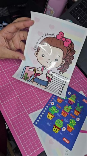Capa de Caderno Personalizada: Amor e Sonhos