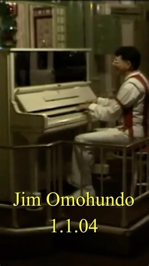 Casey’s Corner Piano Player - Jim Omohundro - Jan 1, 2004 - #magickingdom #shorts #wdw