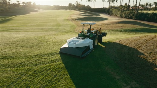 Meet ALBA, The AI-Driven Precision Turf Sprayer