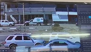 How guards lose US$92 000 to armed robbers at Newlands Shopping Centre Harare | Sly Media Productions