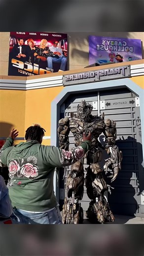 Transformers Megatron Scene: Hail The Wife Comedy