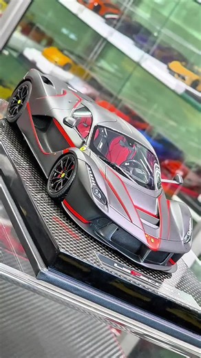 Unboxing Limited Edition 1/18 Matt Black LaFerrari