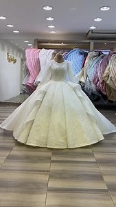 Weeding dresses on Reels