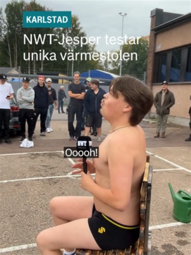 Elever på Nobelgymnasiets VVS-program har byggt en stol som värms upp med eld och vatten. NWT-Jesper var givetvis tvungen att testa stolen - både med och utan kläder. Läs mer på nwt.se eller i appen. #skola #tiktoker #karlstad #vvs #nobelgymnasiet #viralvideos #fördig #fördigpage #fyp