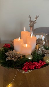 Christmas Centerpiece #diy #diychristmas #diychristmasdecorations #christmasdecorations #DIYInspiration #centerpiece | Decorate with me