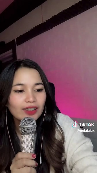 Mardua Holong: Lagu Batak yang Merdu