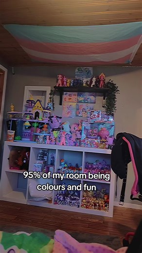 Exploring My Conflicted Feelings About My Little Pony