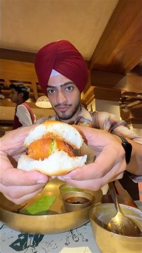 Pheli baar itna aacha khana khaya 😱 | street food #shorts #minivlog