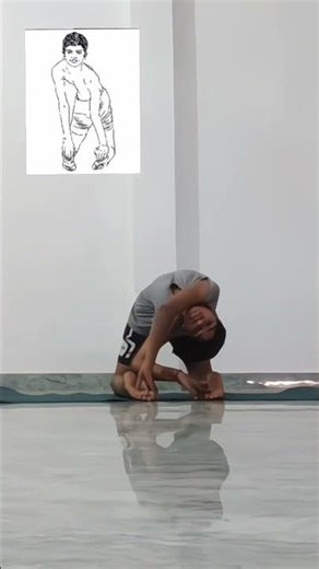 extreme body twisting yoga #yogasana#bodytwisting