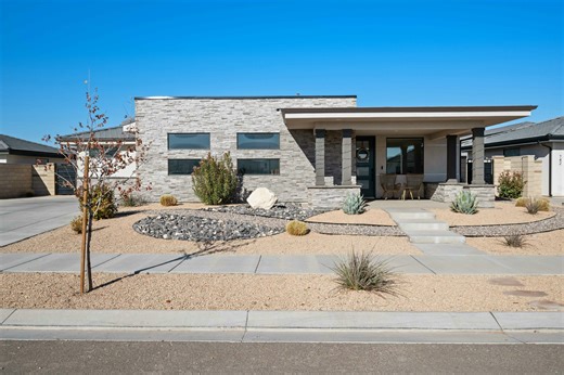 748 Rust Bluff Dr, Saint George, UT 84790 - MLS 26-270795 - Coldwell Banker