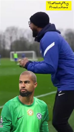 oh Chelsea 🤣 #robertsanchez #goalkeeper #chelseafc #funny #viral | chelseafc