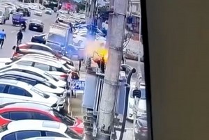 Kid Climbing Electric Pole Got Shock By Electricity