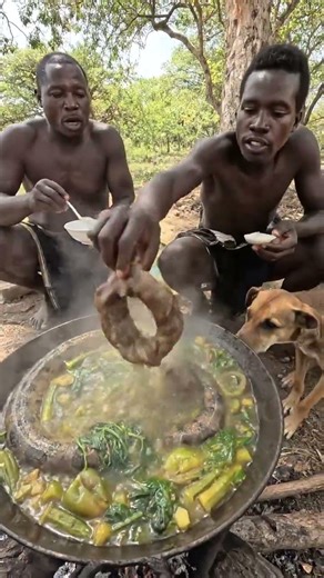 Primitive Cooking Without Modern Tools #Hadzabe #PrimitiveCooking #WildFood #shortsfeed