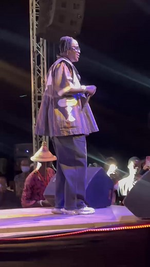 Floby officiel nous réserve le Meilleur Concert Live le Samedi 03 Mai 2025 au Stade Municipal de Ouagadougou Tickets Disponibles au Stade Porte 11 : 2.5000F Grand Public, 5.000F VIP et 10.000F VVIP Force d'la culture 🇧🇫❤️✊🏿 | Jean Pierre Galbane