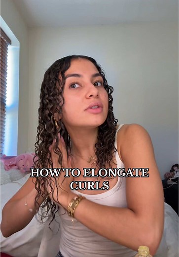 How to Elongate Your Curls Effortlessly