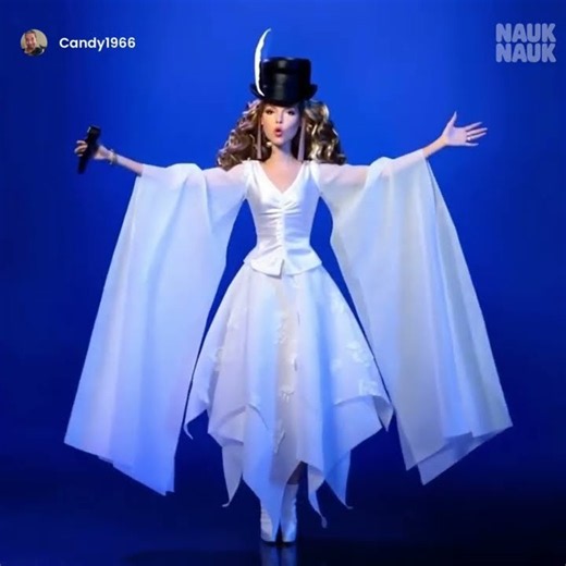 Ooh, baby, ooh... 🕊️ Stevie Nicks in her full Bella Donna glory! 🤍✨