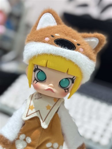 Molly Hugging 1/8 Action Figure ของเล่นน่ารัก