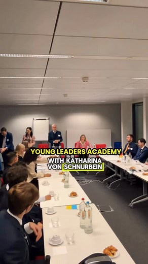 ECI Young Leaders Academy in Brussels brought together outstanding young leaders from 🇵🇹 🇷🇴 🇫🇷 🇬🇧 🇩🇪 🇦🇱 🇦🇹 🇮🇹 🇧🇪 🇺🇦 🇮🇱 🇸🇪 🇪🇸 🇳🇱 🇨🇳 for three days of learning, debate and engagement at the European Commission and the European Parliament. | European Coalition for Israel - ECI