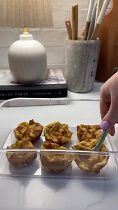 meal prep uncrustables and french toast muffins ✨🍓 credit for this absolutely genius hack and idea to @kellie_atkinson popping these in the freezer and testing this out to make lunch packing and breakfast for the week super simple. crisped the muffins up quickly in the air fryer. THANK YOU KELLIE. Combine 1 1/2 cups milk 4 eggs 1 tsp vanilla extract 1 tsp cinnamon Bake at 350 for 12-18 mins #mealprep #kidmeals #lunchbox #lunchboxideas #familymealprep #muffins #uncrustables #breakfast | Carissac