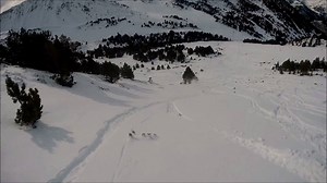It was a beautiful day in Soldeu today - the sun came out for us to enjoy the powder! There is more snow forecast for the week ahead as well! Ella | Soldeu.com