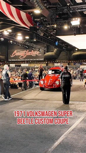1971 Volkswagen Super Beetle Custom Coupe. #classiccarauction #barrettjackson #shorts