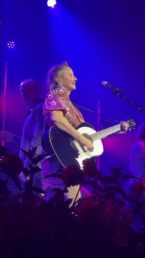 Black Horse and the Cherry Tree (Live) #musicconcert #kttunstall