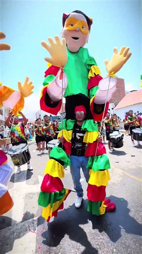 La Batucada más grande del sur del Perú - samba reggae - #batucadas