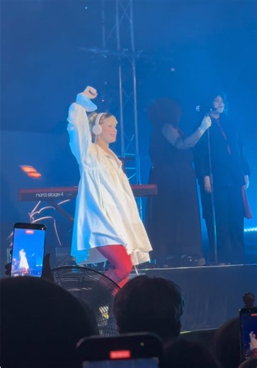 A Day in the Life of a Nail Technician in America