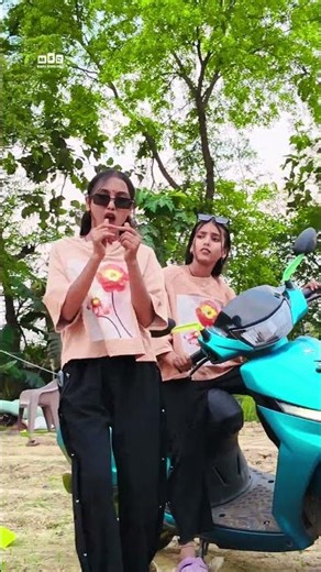 Gadi सरकार ke बा Sanjay yaduvanshi awadhi #songlyrics #dance video viral trending Monika Sonika