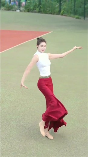 Chinese Classical Dance: A Beginner's Guide