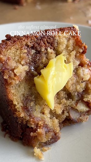 ALMOND CINNAMON ROLL CAKE A soft cinnamon cake swirled with the dreamiest cinnamon almost paste — just pure bliss in every bite ✨ Recipe below OR go to my website through the link in my bio 🤎 #Recipe Details: Ingredients: - 1 1/4 cups all-purpose flour @Bob’s Red Mill - 1 1/2 tsp baking powder - 1 tsp cinnamon - 1/2 tsp salt - 11 tbsp salted butter, at room temp @KerrygoldUSA - 3/4 cup granulated sugar - 2 eggs, at room temp - 3/4 cup buttermilk (or 1 tbsp apple cider vinegar 3/4 cup milk of ch