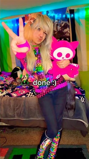 getting dressed up helps me go out tbh :3 #fashion #scene #scenecore #alternative #grwm #shorts