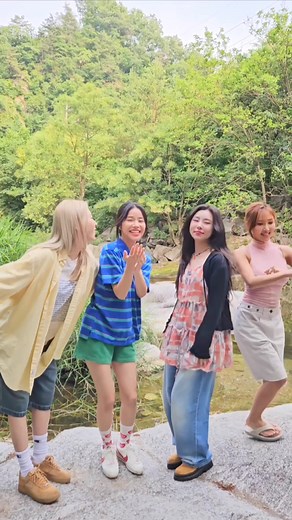 MAMAMOO Comeback Announcement