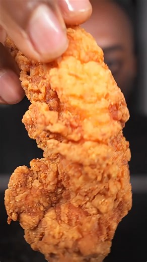 Crunchy Wingstop Mukbang Experience: ASMR Delight