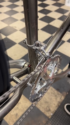 max on Instagram: "Wanted to share a quick video shifting through the stumpy because I got a ton of questions about that front derraliur/ shifter setup. Short answer, works great. I love the compact double setup. @pathlesspedaled has talked about this a ton, but when you use this sort of setup you can basically use the big ring as a 1x for the majority of riding. No need to worry about crosschaining or chain rub. Then when you hit a big climb you have the little ring to bail you out. Simple and 