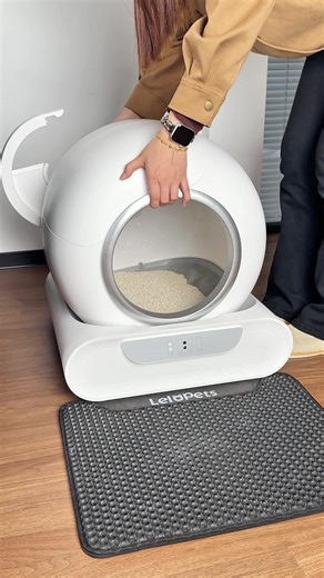 Self-Cleaning Litter Box for Cat Lovers