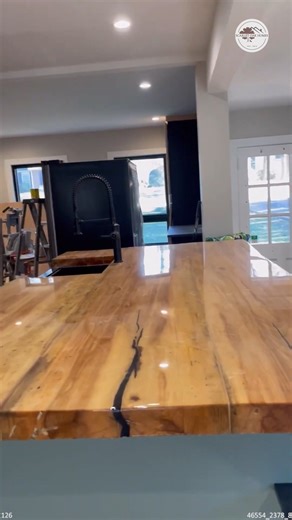 Making the Kitchen Island Countertop Shine #KitchenIsland #CountertopShine #VarnishFinish | Scarlet Oak Homes