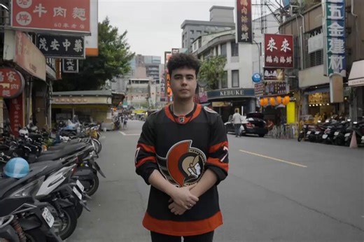 Kyle has been great to deal with and is a Super Fan. He saw the error of his ways and wanted to make amends. Now Let’s Go Sens Army!!!