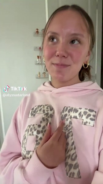 today’s outfit hair 🎀