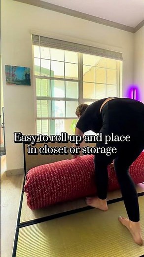 How a Shikifuton Creates More Space | Japanese Minimalist Living with Tatami Mats
