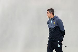 Wolves boss Lage gives fitness update on Pedro Neto