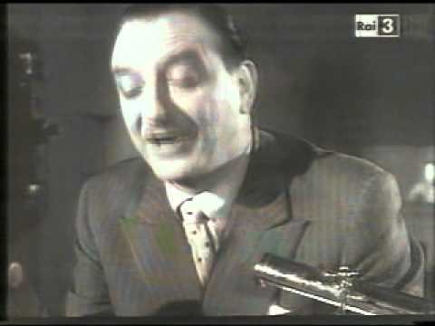 Emilio Cigoli in sala di doppiaggio
