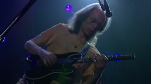 Yes - Awaken (Live At Montreux 2003)