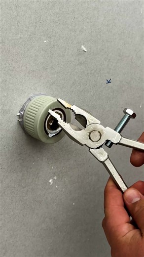 Entice Studio on Instagram: "How to remove stuck broken fittings #remove #fitting #trick"