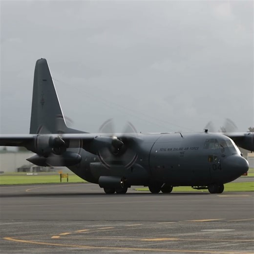 USAF C-130 Hercules. Watch This Giant Plane amaze you! #shorts