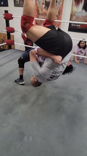 Northern Lights Suplex by student Victor✨️ #SantinoBros #ProWrestlingLosAngeles #Wrestling #ProWrestlingSchool #WrestlingSchool #proWrestling #WrestlingSchoolsNearMe #WrestlingLosAngeles | Santino Bros Wrestling Academy